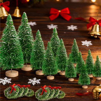 Mini arbre de Noël 12 pièces, table de base avec base en bois Mini arbre artificiel avec 4 tailles de sapin de table pour bouteilles de Noël