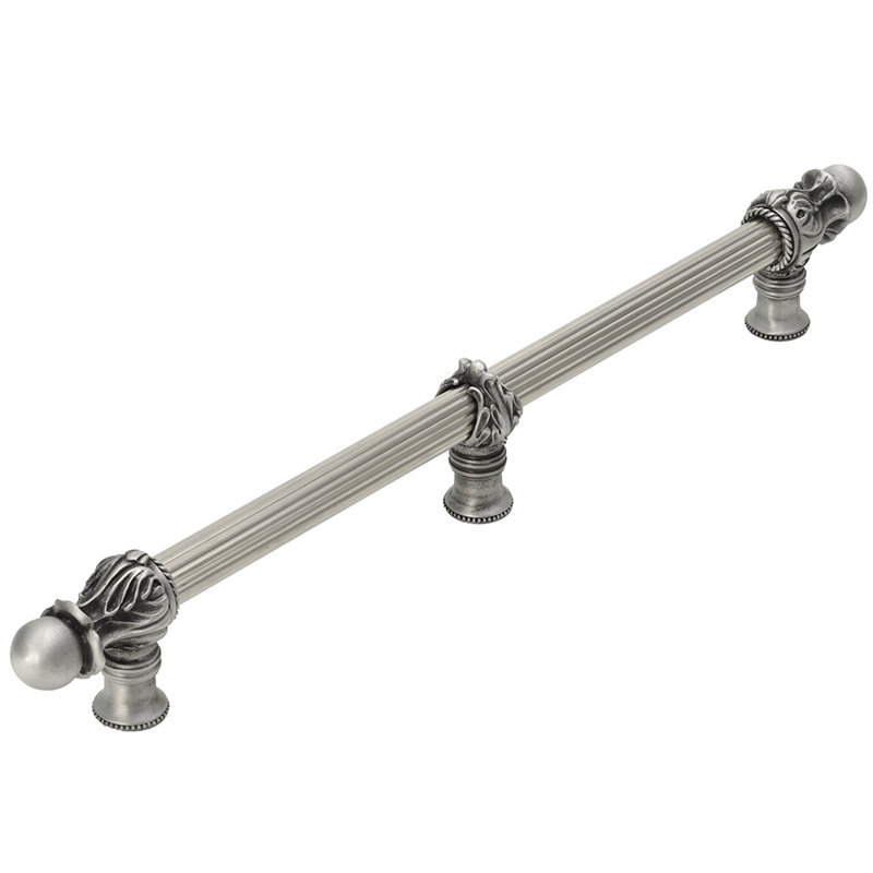 Acanthus 18 inches c.c. with 5/8 reeded center long pull Romanesque style with center brace in Oil Rub Bronze, 12", Satin