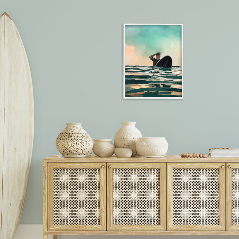 «Surfer with Ocean Reflection», estampe numérique par Amelia Noyes, Estampe numérique encadrée blanc bord de mer