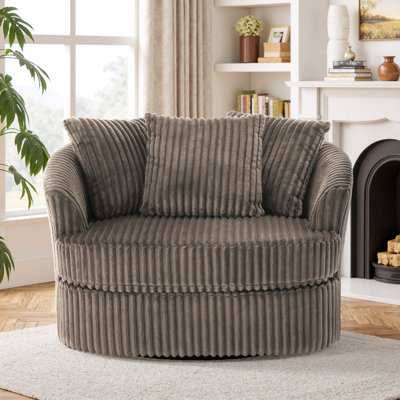 Fauteuil demi-tonneau surdimensionné ultra moelleux en fausse fourrure de lapin avec trois coussins