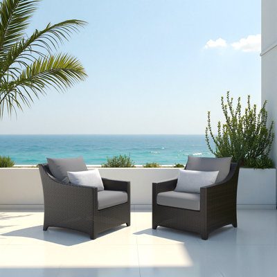 Chaise de patio avec coussins Sunbrella Fionnula