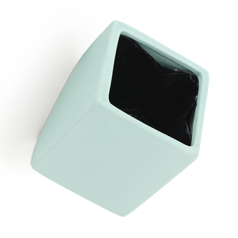 Eakin Ceramic Wall Planter, Mint