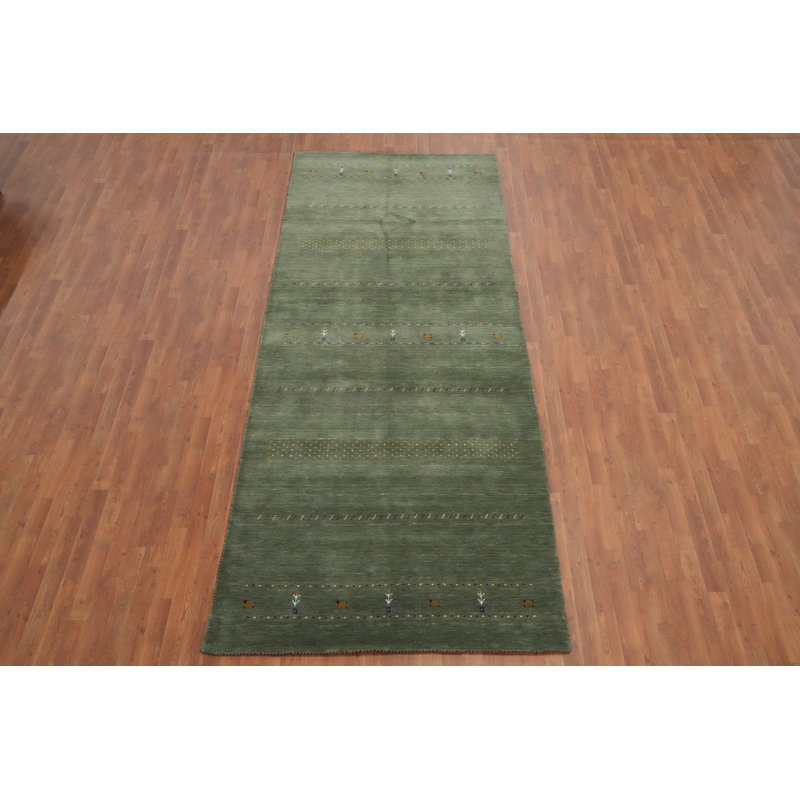 Tapis vert élégant de style Gabbeh 5 x 12 avec motif subtil