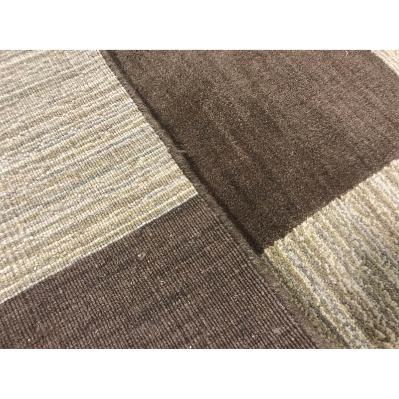 Gabbeh Wool Checkered Area Rug in Brown/Beige, Rectangle 3'10" x 5'10"