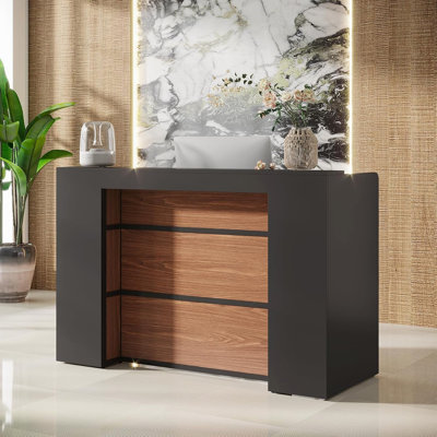 Bureau de réception moderne de 63 po avec lumières DEL, comptoir avant avec rangement pour le hall d'entrée, le salon de beauté, le magasin de détail, la clinique ou la caisse - finition noire et brun rustique
