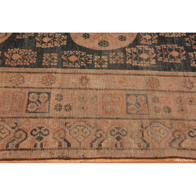 Tapis antique antique East Turkestan Khotan Shabby