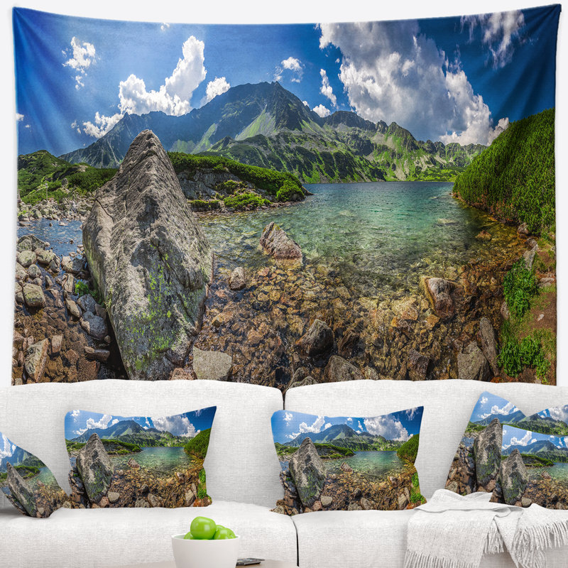 Étang incroyable dans la tapisserie des montagnes tatra Seashore, H 50 po x l 60 po