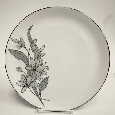 Victoria Bella, ensemble de 4 assiettes décoratives à motif floral avec garniture platine 10,75 po