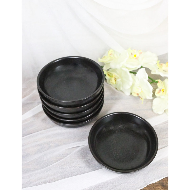 Ensemble de 6 bols peu profonds ou assiettes creuses de la collection Kokuyo en céramique noire (30 cl).