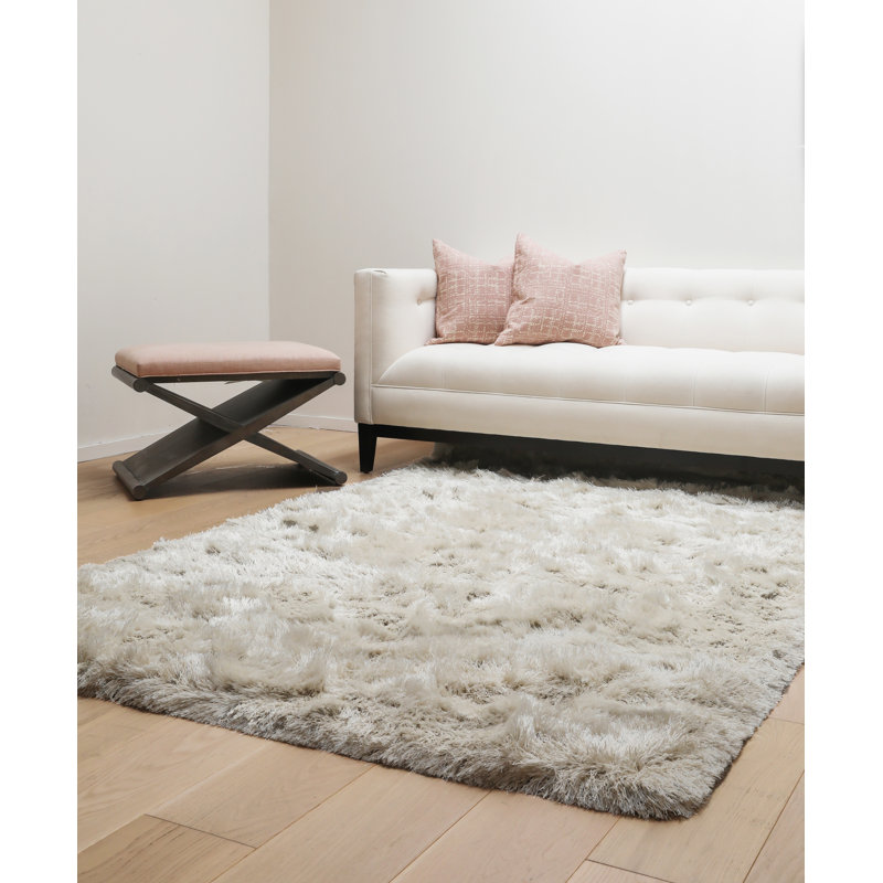 Tapis à poils longs ivoire 5 x 8