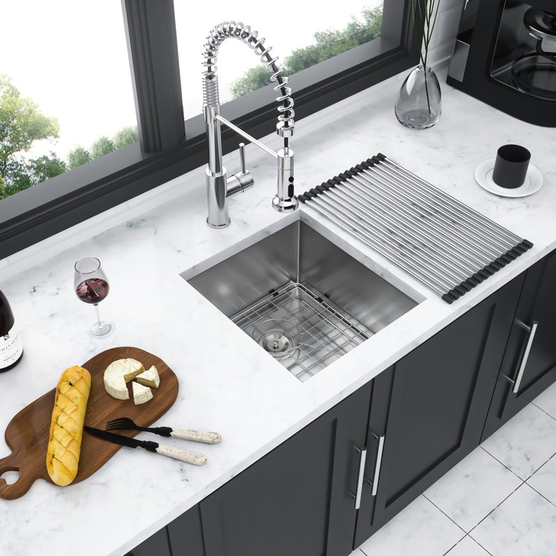 Évier encastré en acier inoxydable de 33 cm (13 po) pour cuisine, 33 x 38 x 23 cm (13 x 15 x 9 po), calibre 16, cuve unique de 23 cm (9 po) de profondeur, finition nickel brossé
