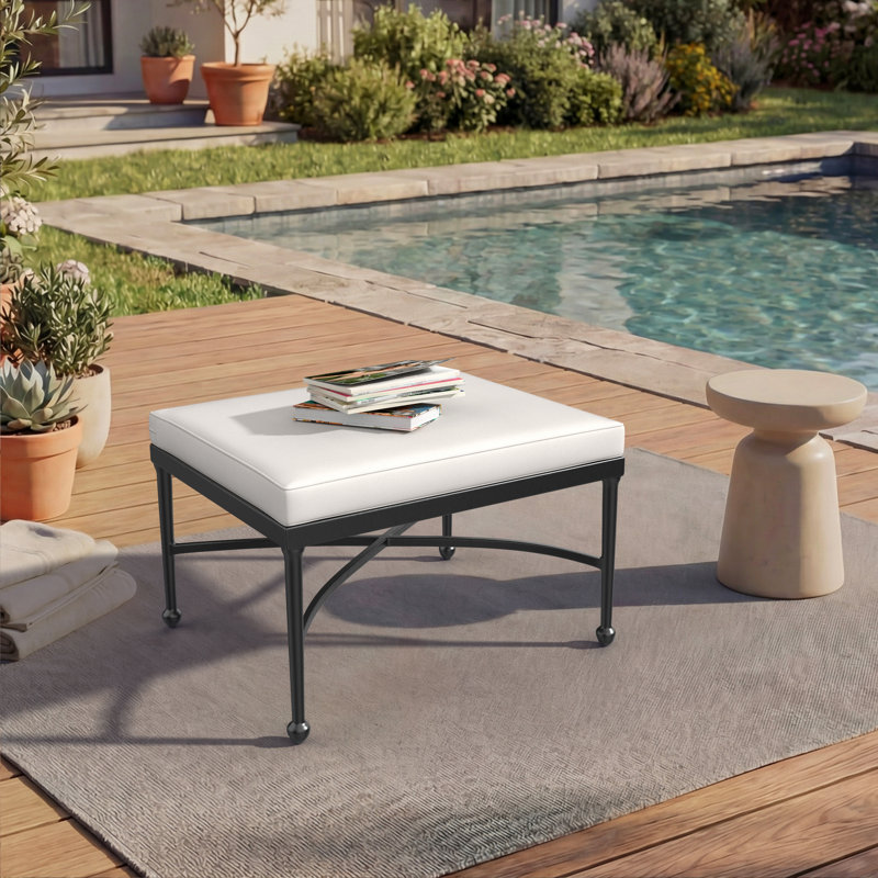 Coussin de siège pour repose-pieds Sunbrella®, 23 po x 19 po, Tissu naturel Sunbrella®