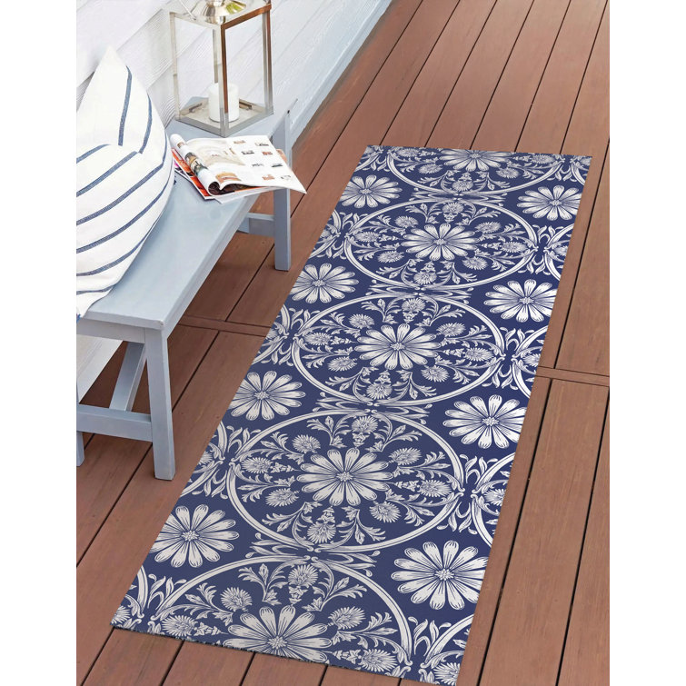 Daisy Tile Outdoor Area Rug