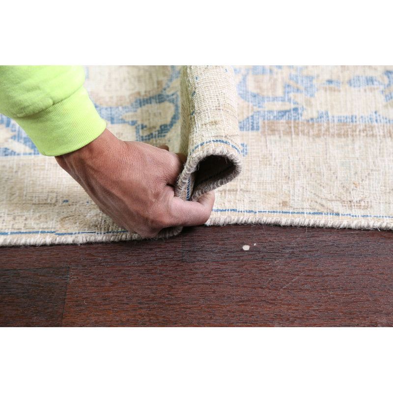 Tapis traditionnel délavé discret 10 x 13