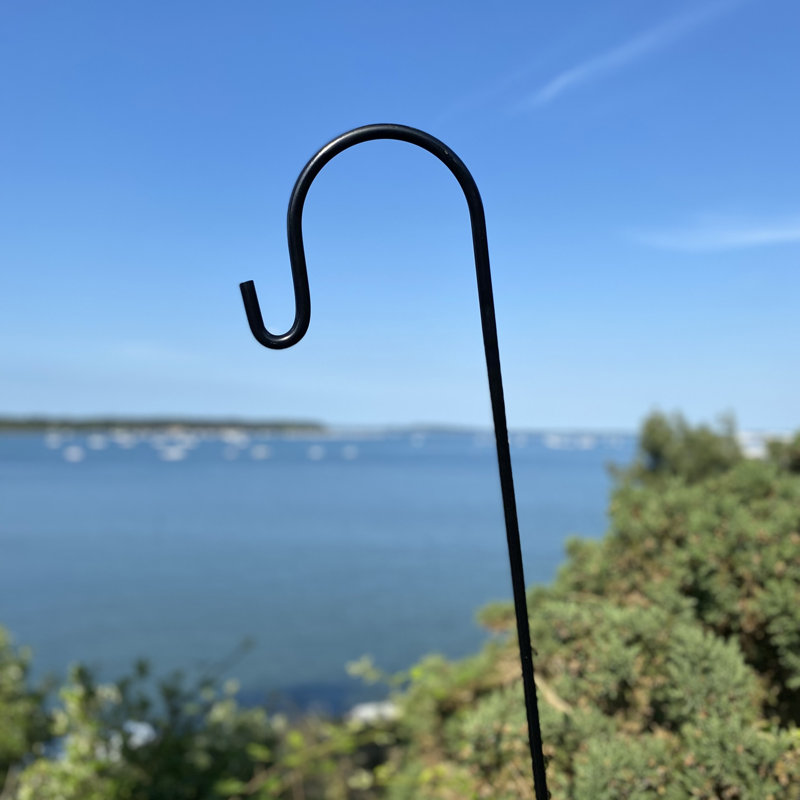 Alainie Metal Abstract Garden Accents Accessories