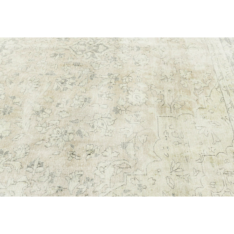 Muted Beige Traditional 7X11 Oriental Area Rug