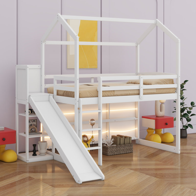 Lit mezzanine en bois avec glissade, tablettes de rangement et rampe d'escalade, blanc
