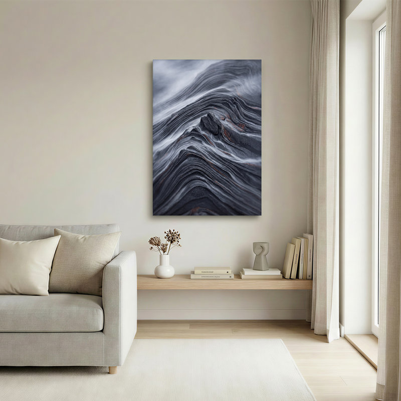 Art sur toile noir et gris, H 18 po x l 12 po
