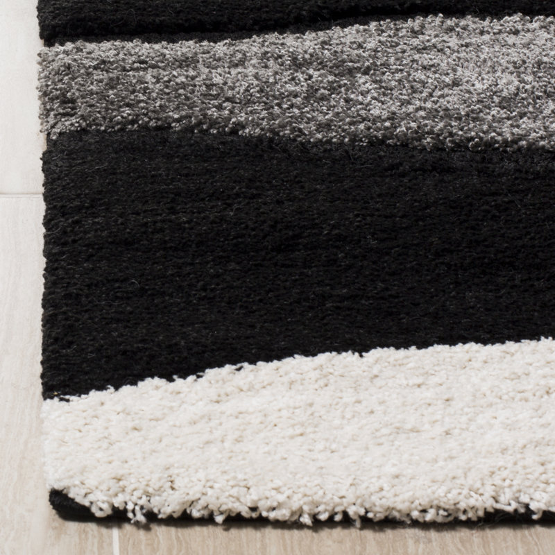 Wade Logan® Ashal Performance Gray/Black Rug & Reviews | Wayfair