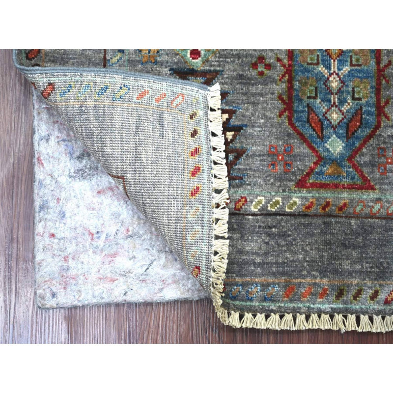 Gris brumeux 2 pi 9 po x 4 pi 2 po, teinture végétale, laine pure, super kazak afghan avec motif gul du Caucase, noué à la main, échantillon, tapis, tapis oriental