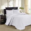 Couvre-lit réversible simple - blanc, rembourrage en coton douillet, design attrayant, convient aux matelas, lavable à la machine, prélavage confortable, motif qui ajoute du style, facilement