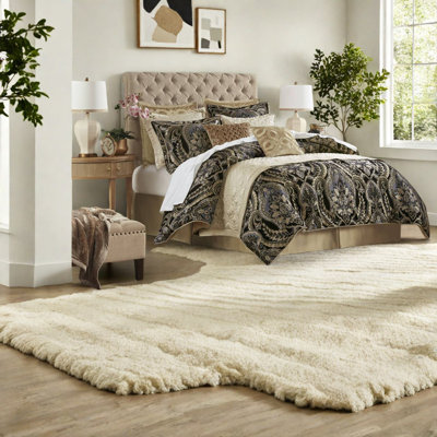 Luxury King Bedding Sets, Polyester Chenille Jacquard, Exquisite Damask For Home Elegance