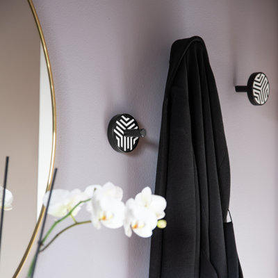 Inverso Solid Wood Wall Wall Hook