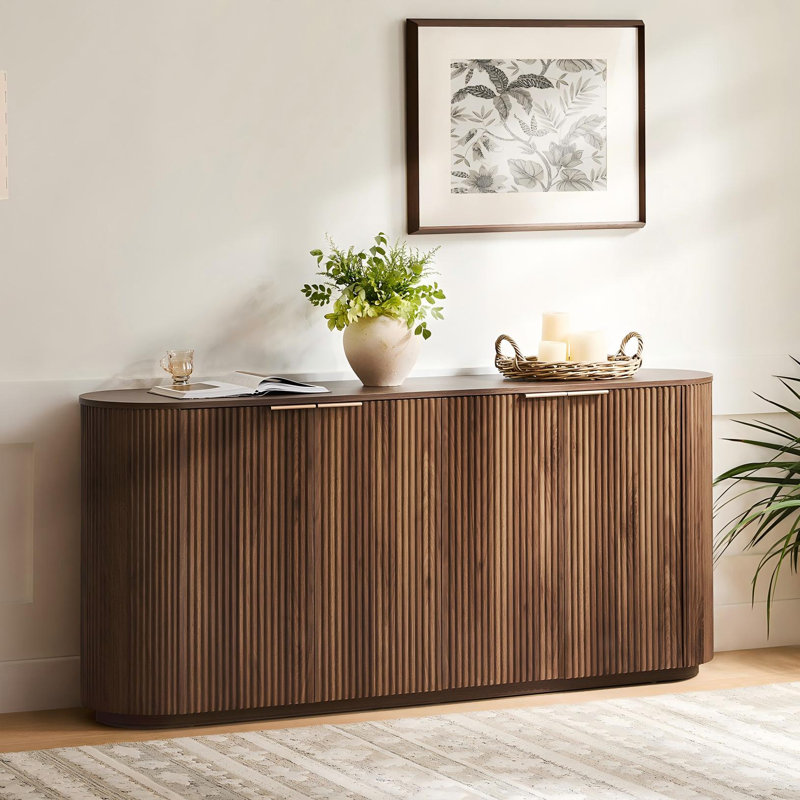  Buffet cannelé moderne 70 po avec bord incurvé et portes à fermeture en douceur, Noyer