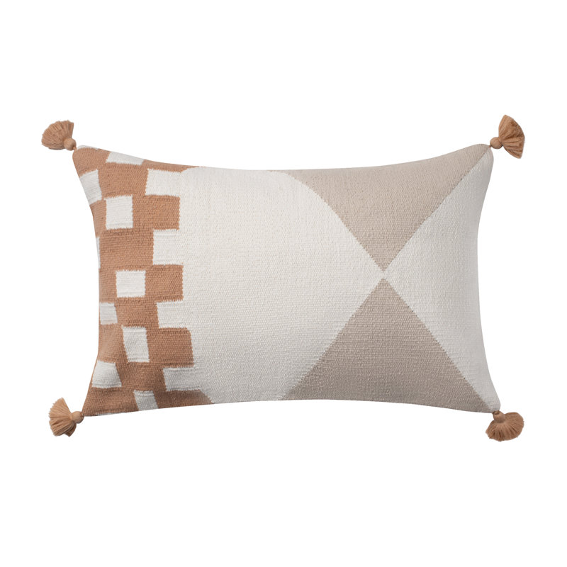 Housse de coussin rectangulaire en duvet et insert Geo, Brun