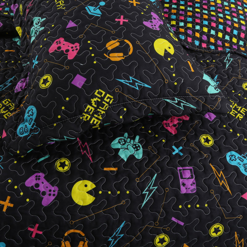Polyester Twill Abstract Quilt, Full / Double Quilt + 2 Sham