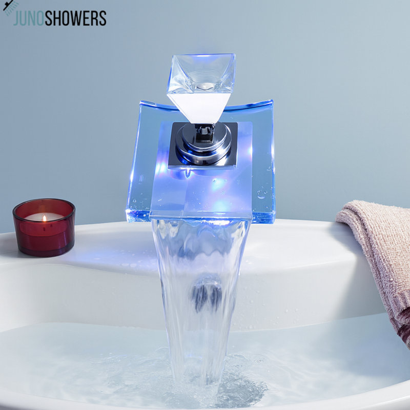 Robinet de douche mural en chrome poli avec valve thermostatique et douchette flexible