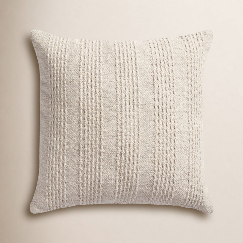 Coussin ivoire Magnolia Home par Joanna Gaines X Loloi Cameron, Housse de coussin seulement - sans coussin