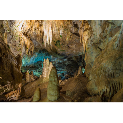 Stalactites and Stalagmites - Photographie sur toile tendue