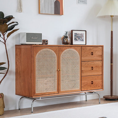Vitrine de rangement simple en rotin