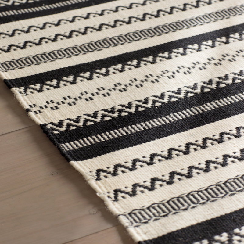 Liara Hand Woven Wool/Cotton Striped Rug in Black/Ivory, Rectangle 4' x 6'