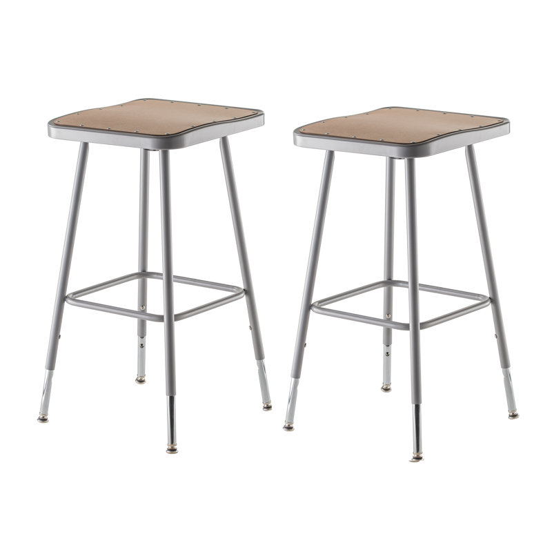 Tabouret de laboratoire à hauteur ajustable, 25" - 33"