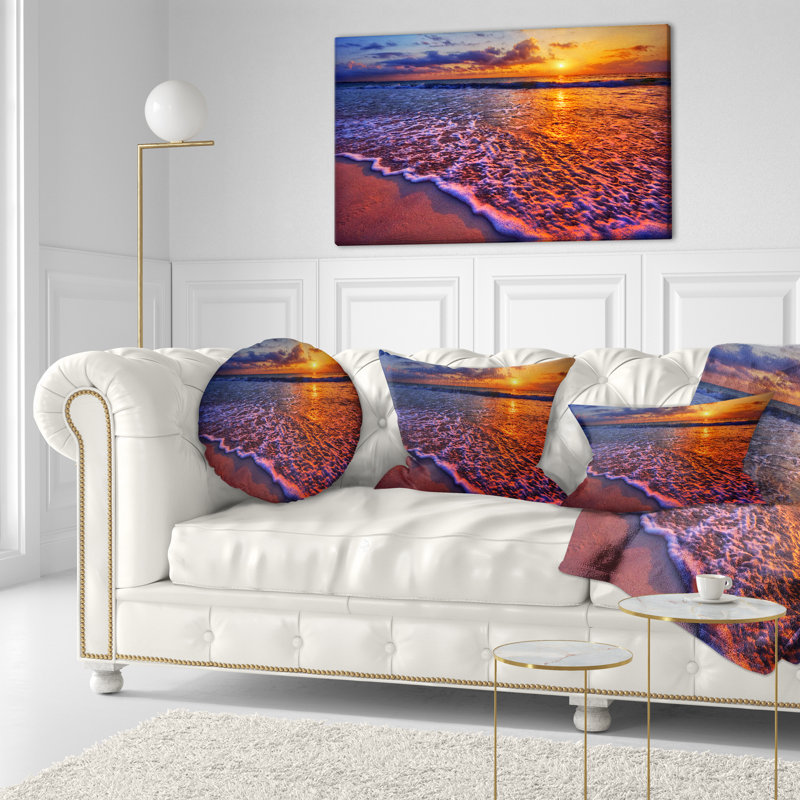 Coussin lombaire et eau couleur coucher de soleil et ondulé