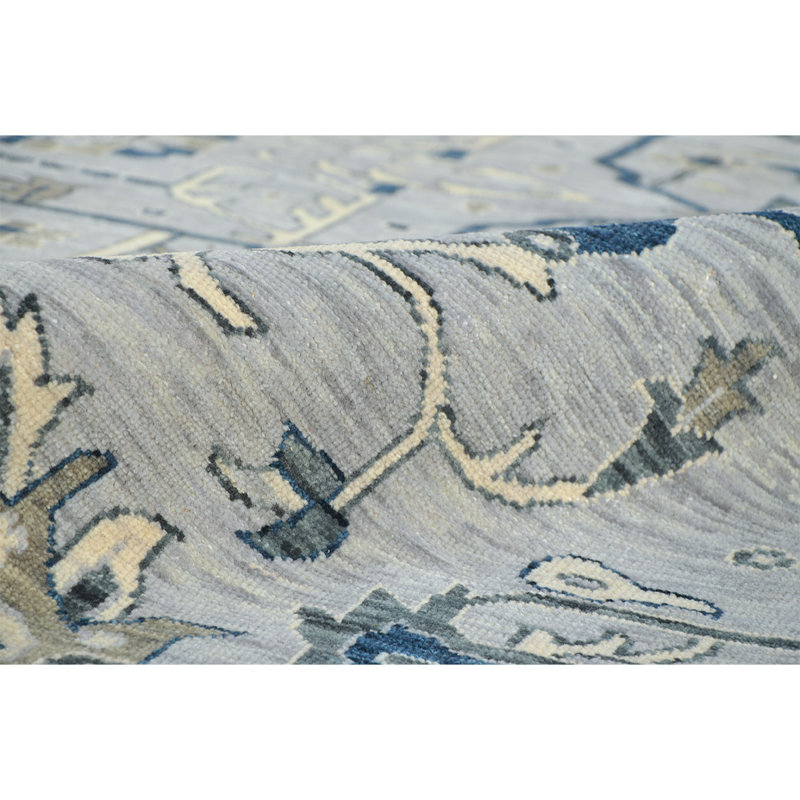 Wool Oriental Area Rug in Blue, Rectangle 5' x 7'