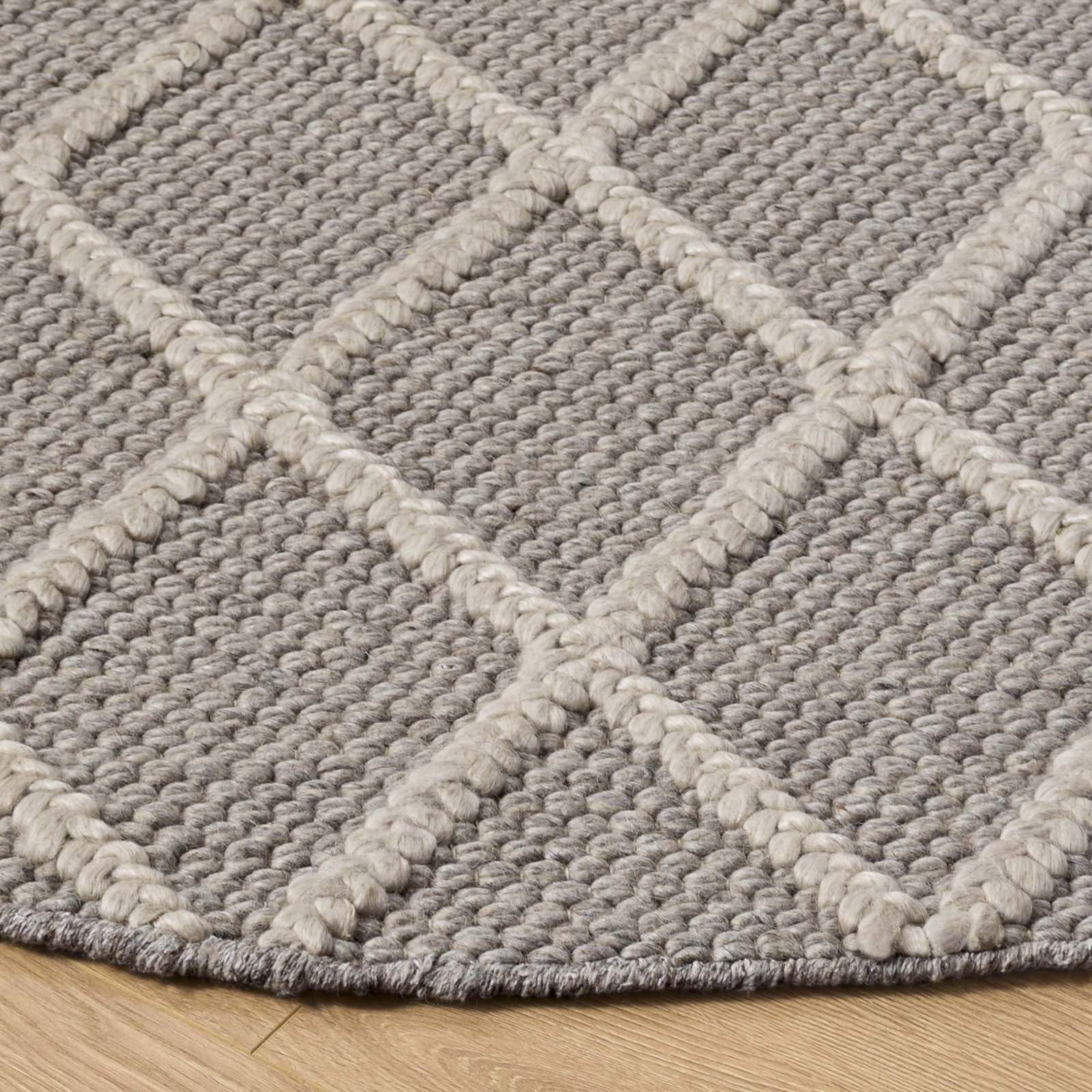 Russo Gray Hand-Woven Geometric Flatweave Rug, Round 6'
