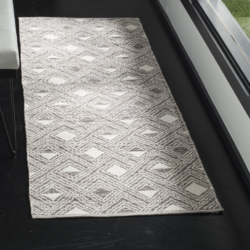 Pasha Hand Woven Performance Geometric Rug, Runner 2'3" x 7'