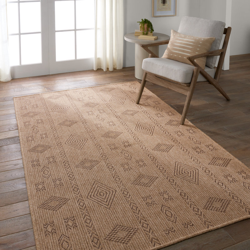 Geometric Indoor Rug, Runner 3' x 8'