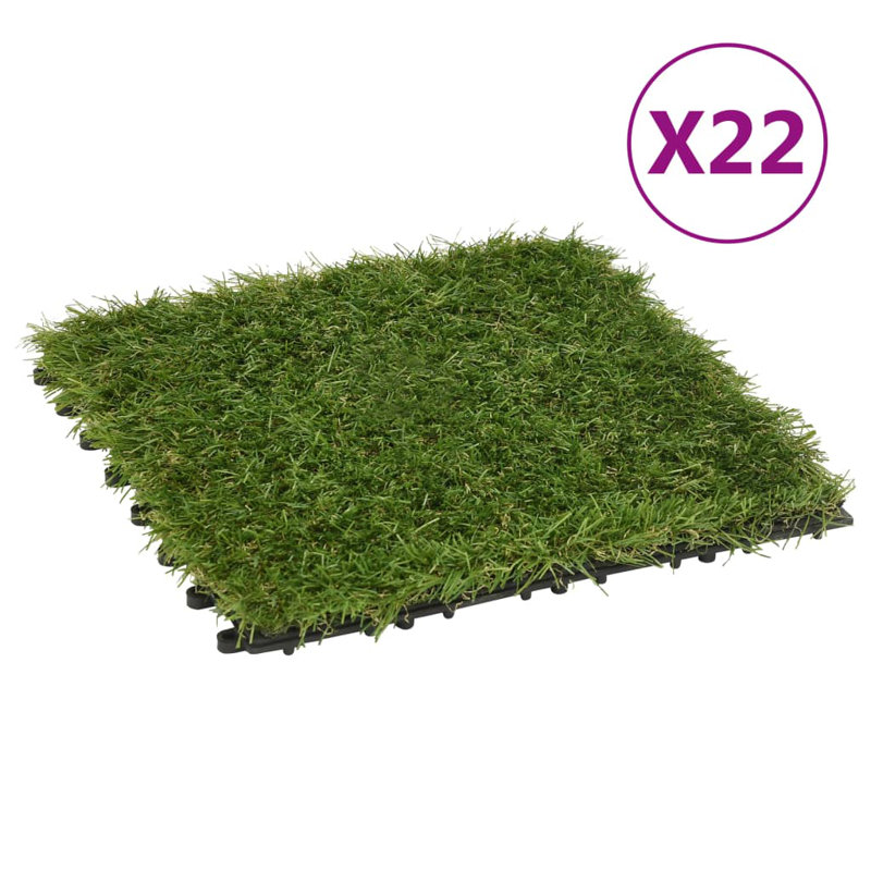 0.35cm Faux Evergreen Grass in Freestanding