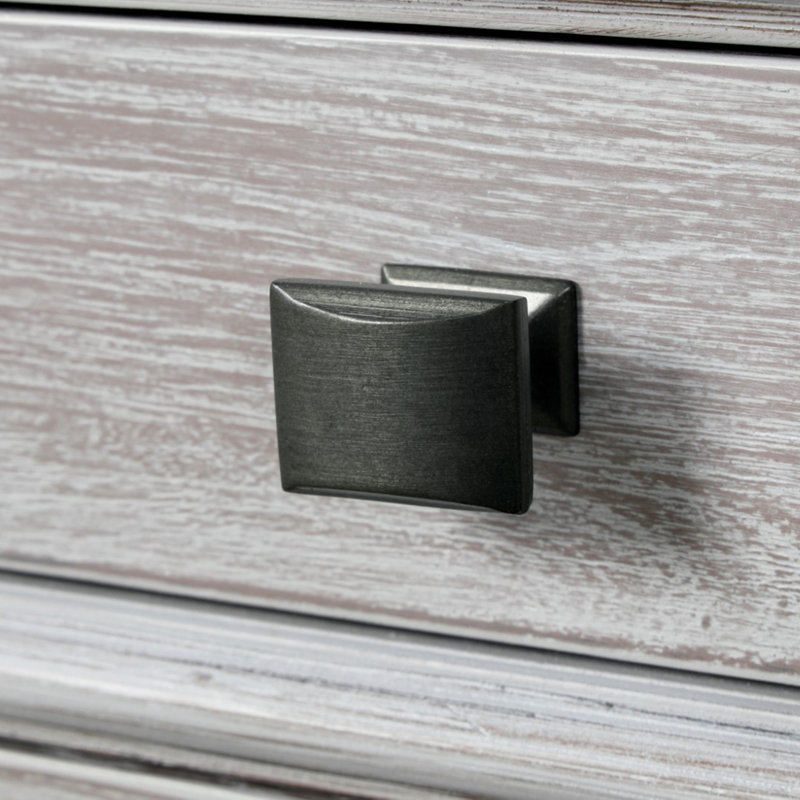 Commode à tiroirs de style contemporain