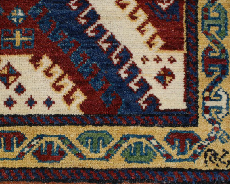 Bordjalu Hand Woven Wool Area Rug, Rectangle 5' x 6'