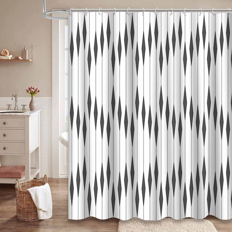 Rideau de douche géométrique noir et blanc à 12 crochets, 72" L x 84" W