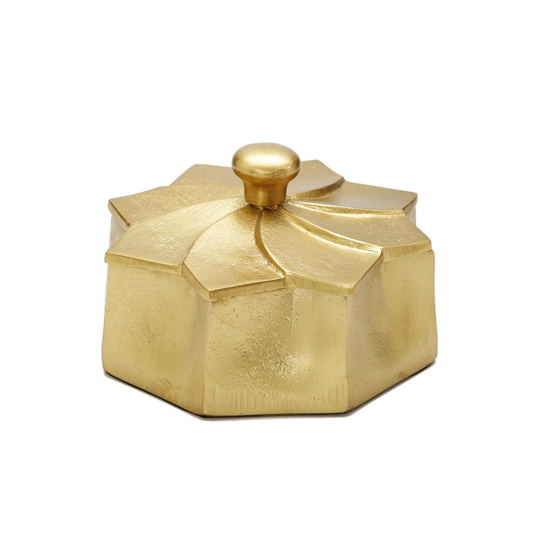 Pot en forme de fleur d'or