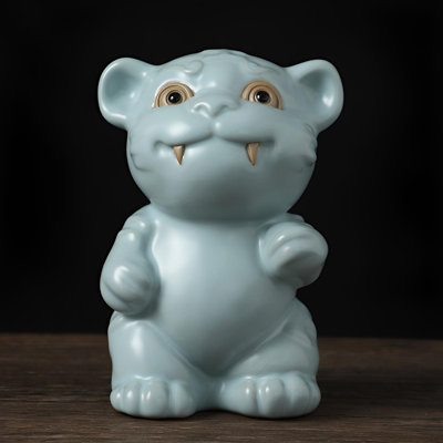 Charming Ceramic Tiger Statue - Elegant Handcrafted Home Ornament