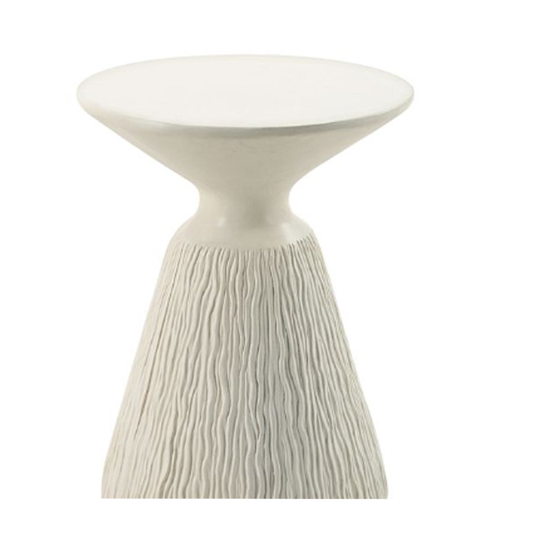 Table d'appoint en béton naturel avec finition en fibre naturelle