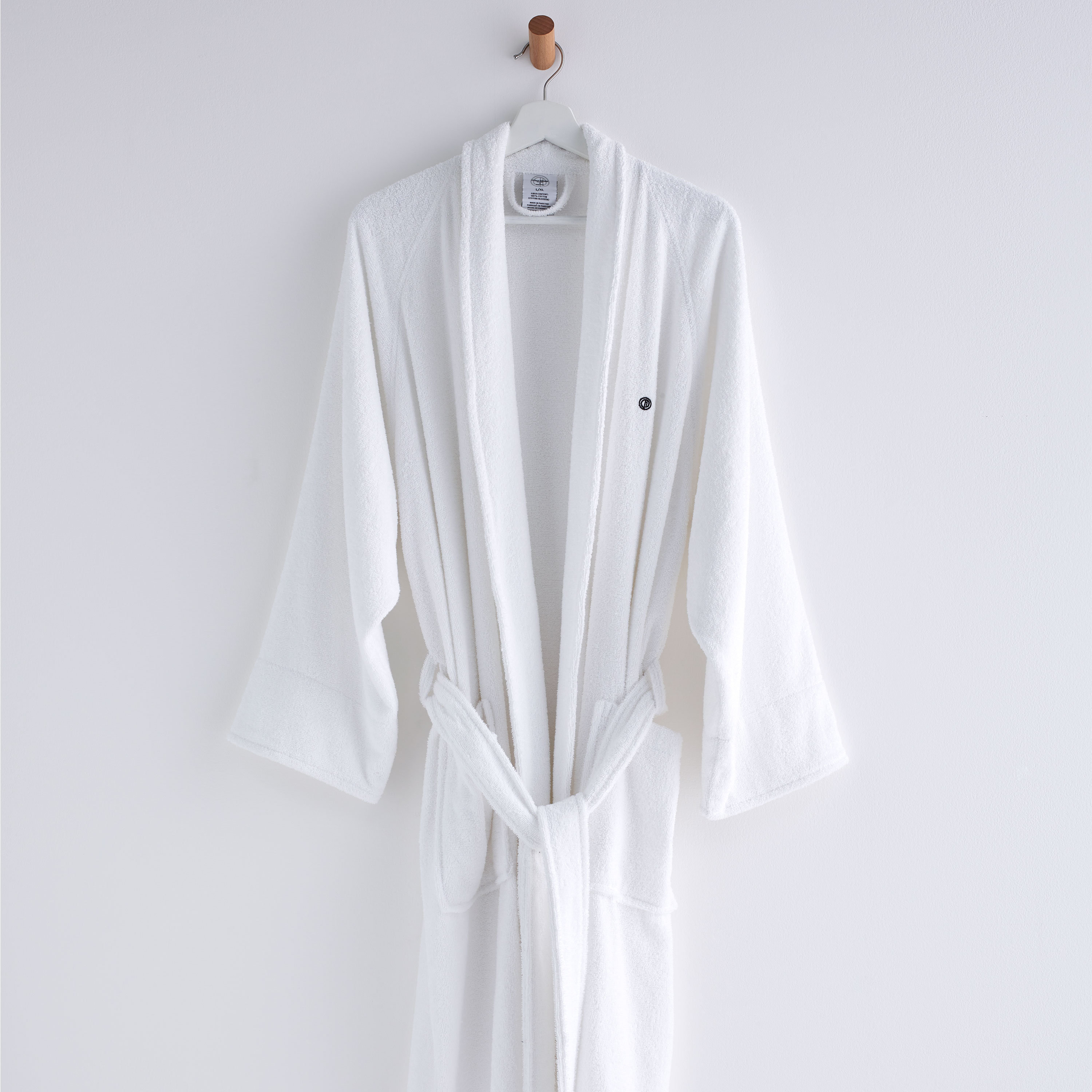 https://assets.wfcdn.com/im/76220105/compr-r85/2339/233925333/100-cotton-terry-cloth-above-knee-bathrobe-with-pockets.jpg