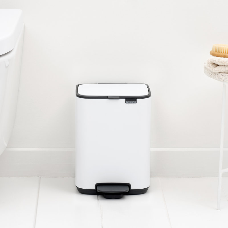 Brabantia Bo Pedal Bin, 4 L, 26.8cm H x 19.9cm W x 20.8cm D, White